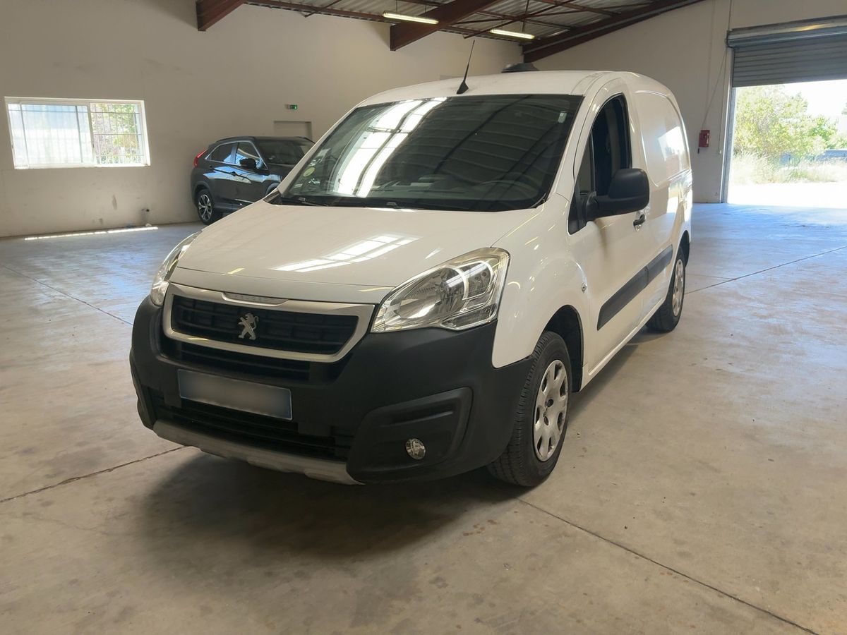Peugeot Partner 2017 — photo 1