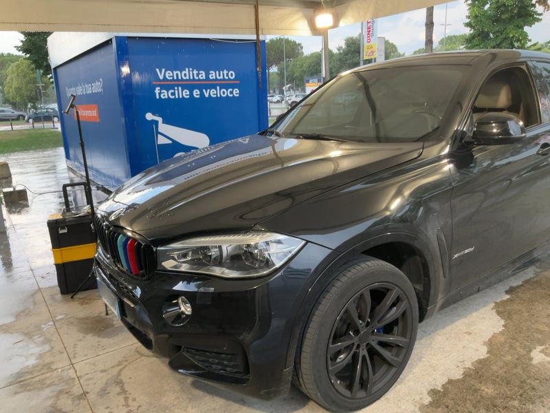 BMW X6 xDrive 30d — zdjęcie 2