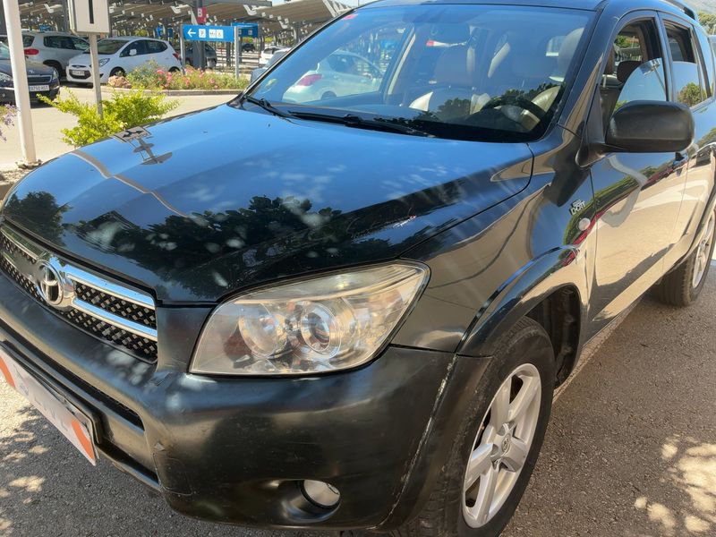 Toyota RAV