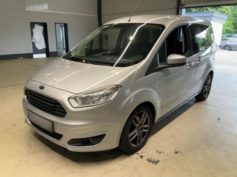 Ford Tourneo 1.5 TDCi Trend — zdjęcie 2