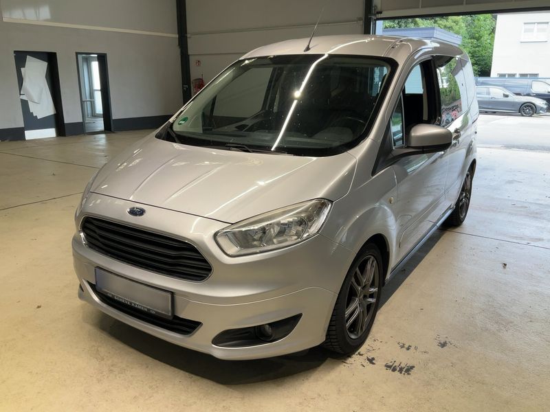 Ford Tourneo 1.5 TDCi Trend