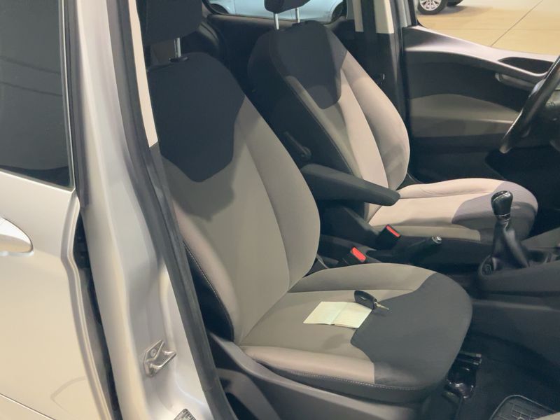Ford Tourneo 1.5 TDCi Trend — zdjęcie 11