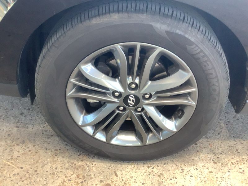 Hyundai ix35 2.0 CRDi Trend AWD 2014 – снимка 3