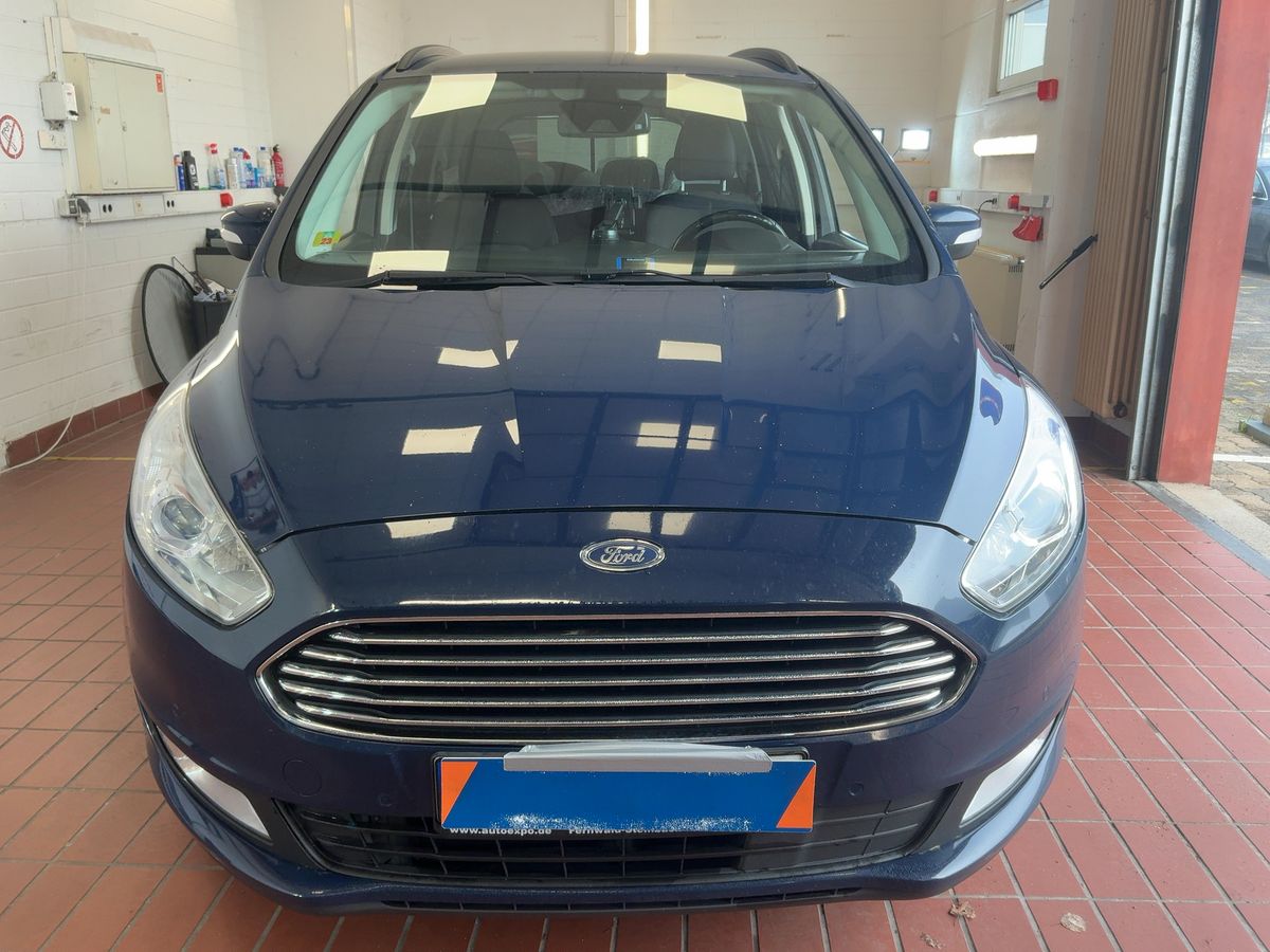 Ford Galaxy 2017 — photo 15