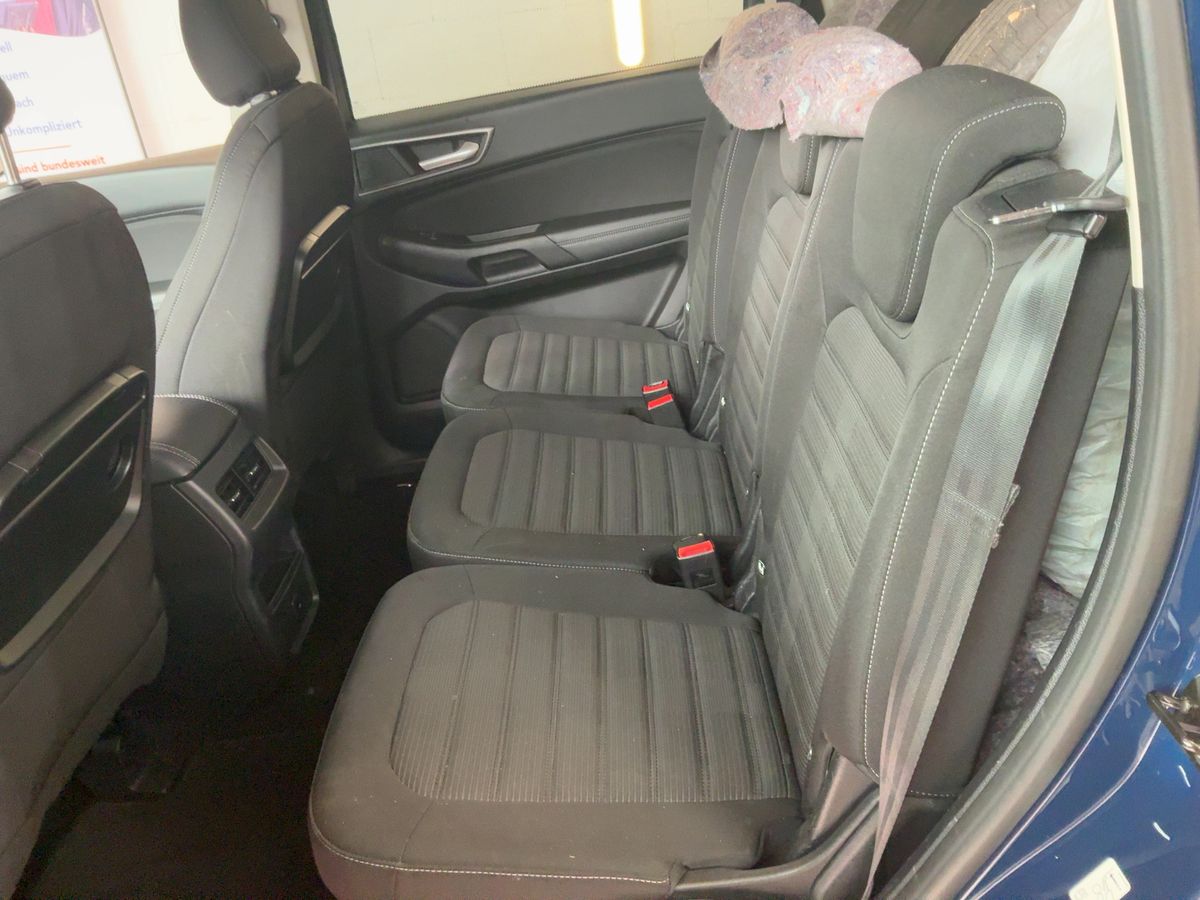 Ford Galaxy 2017 — photo 21