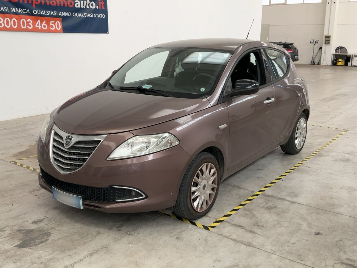 Lancia Ypsilon 2015