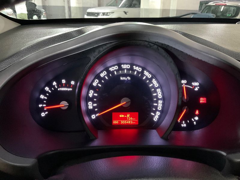 Kia Sportage 1.7 CRDi Drive 4x2 — zdjęcie 13