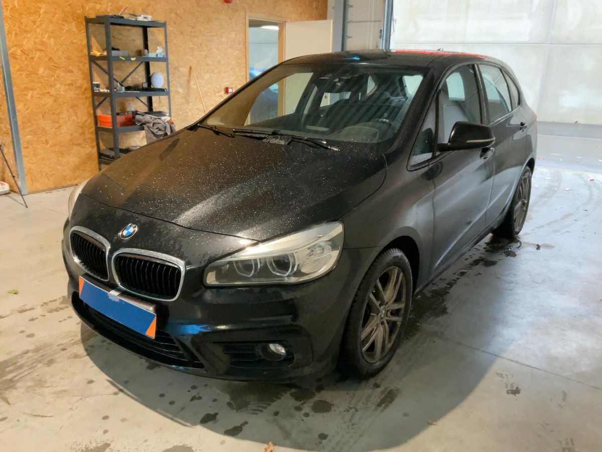 BMW 2er 218d Active Tourer Basis