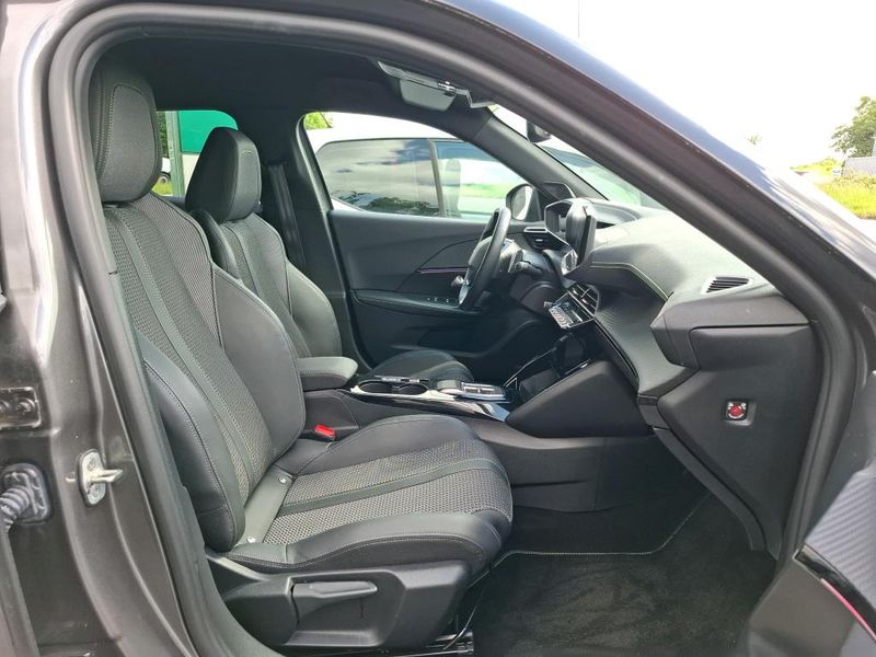Peugeot 3008 1.2 PureTech Active Pack 2023 – снимка 9