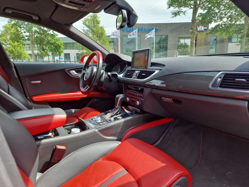 Audi A7 Sportback 3.0 V6 TDI quattro — zdjęcie 15