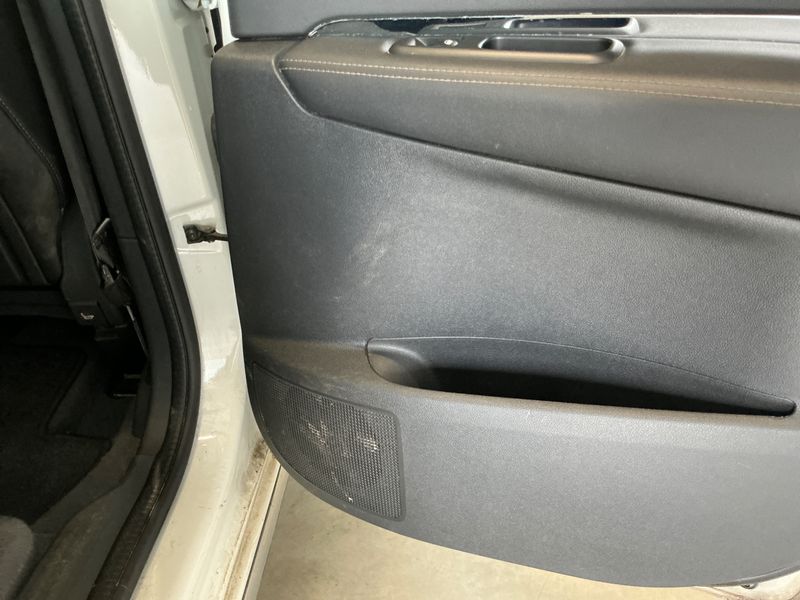 Peugeot 3008 1.6 Blue-HDi Allure 2015 – снимка 22