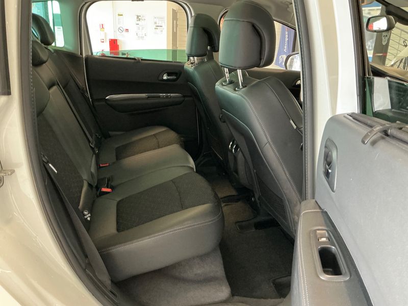 Peugeot 3008 1.6 Blue-HDi Allure 2015 – снимка 19