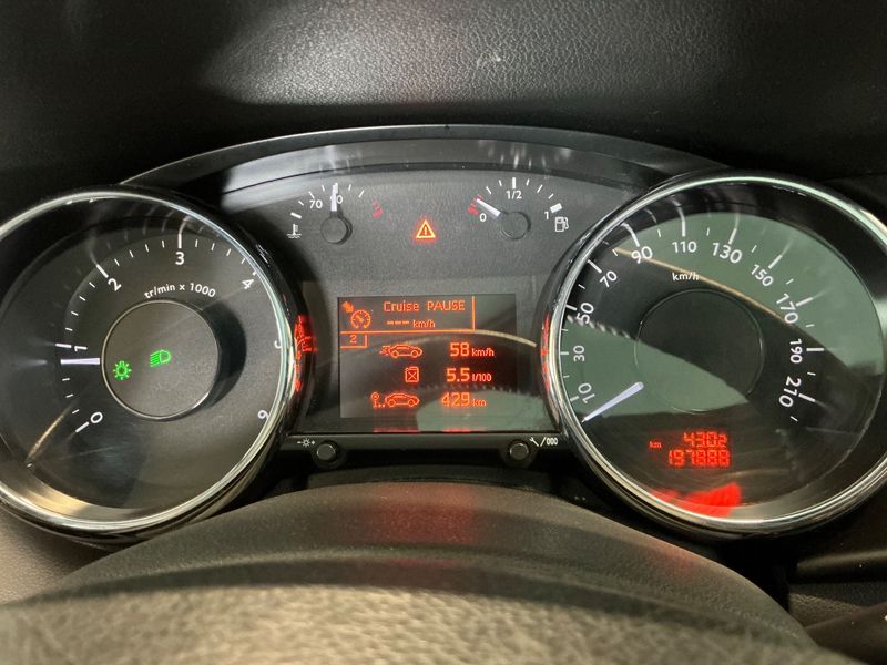 Peugeot 3008 1.6 Blue-HDi Allure 2015 – снимка 18