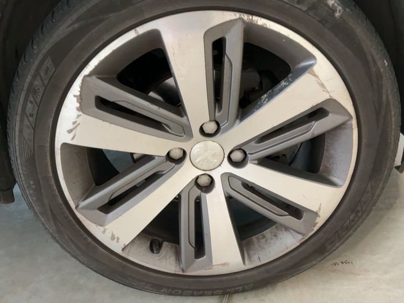 Peugeot 3008 1.6 Blue-HDi Allure 2015 – снимка 11