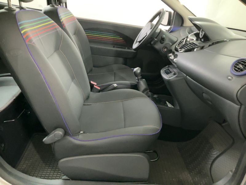 Renault Twingo 1.2 Paris — zdjęcie 11
