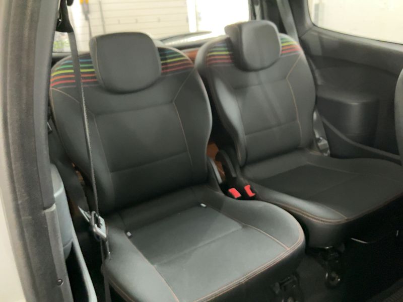 Renault Twingo 1.2 Paris — zdjęcie 14