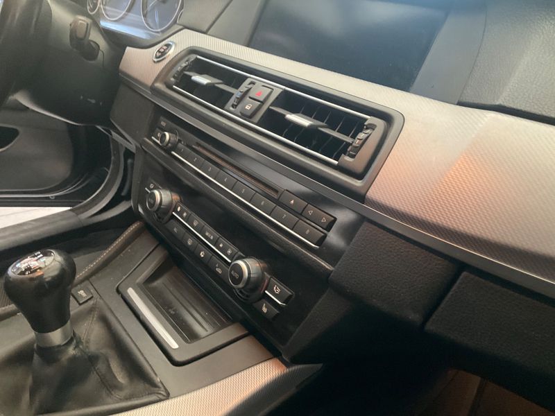 BMW 5er 525d 2011 – снимка 27