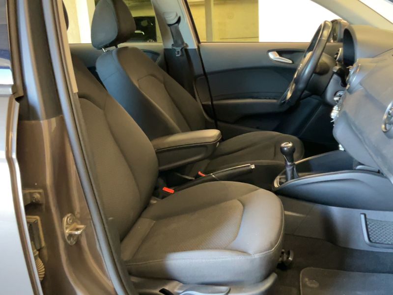 Audi A1 Sportback 1.4 TDI — zdjęcie 11