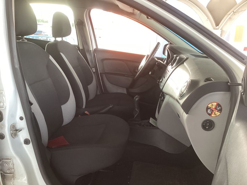 Dacia Sandero 1.2 Ambiance 2013 – снимка 3