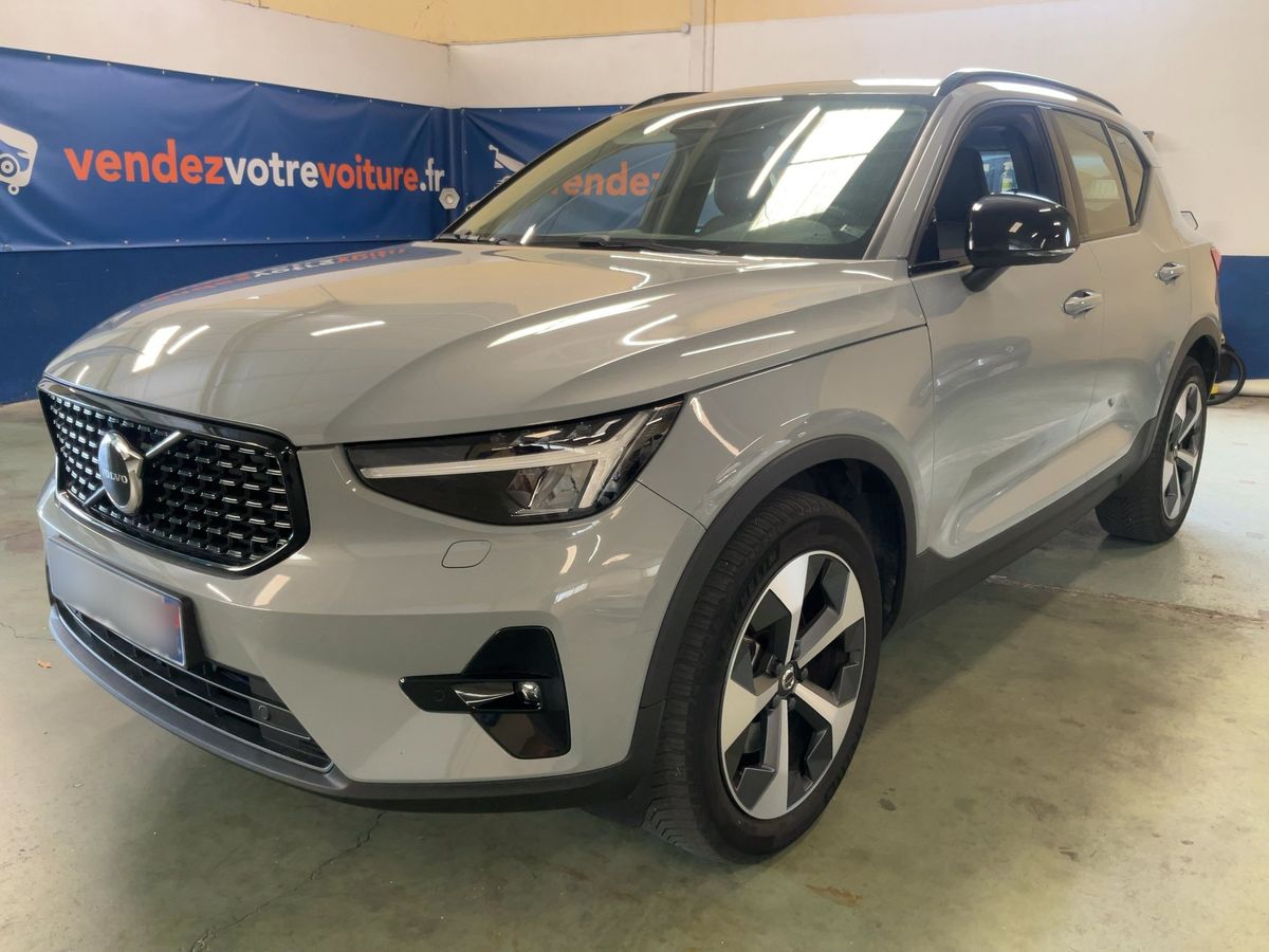 Volvo XC40 2023