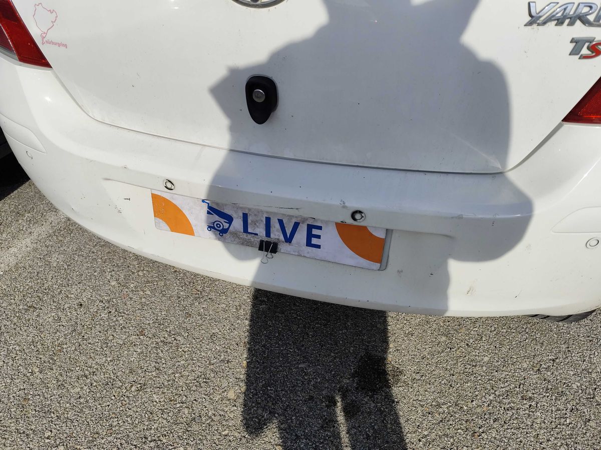 Toyota Yaris 2010 — photo 24