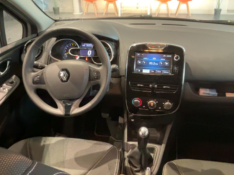 Renault Clio 0.9 Energy Expression — zdjęcie 12