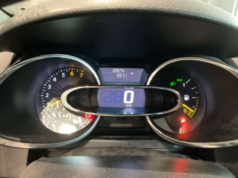 Renault Clio 0.9 Energy Expression — zdjęcie 13