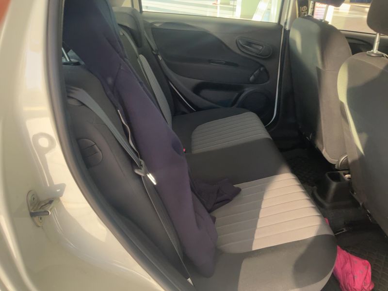 Fiat Punto 1.3 M-Jet Street — zdjęcie 14