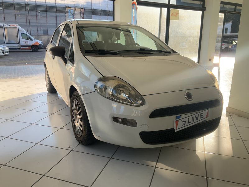 Fiat Punto 1.3 M-Jet Street — zdjęcie 8
