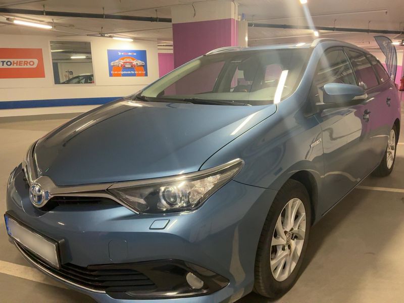 Toyota Auris Touring Sports 1.8 Hybrid Active