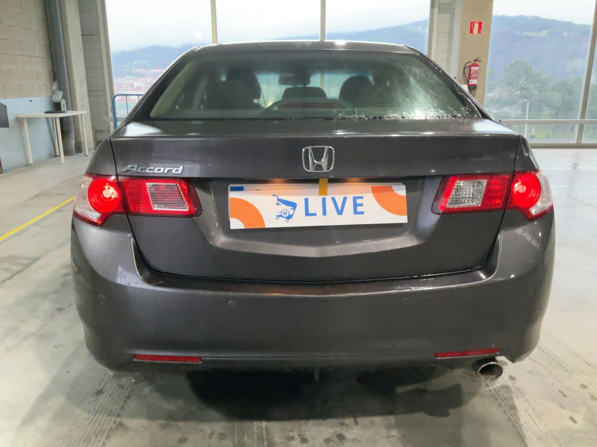 Honda Accord 2010 — photo 8