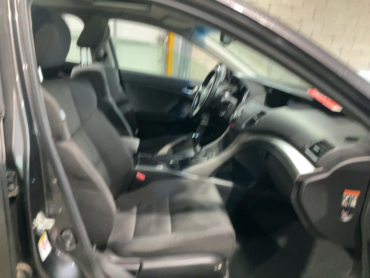 Honda Accord 2010 — photo 17