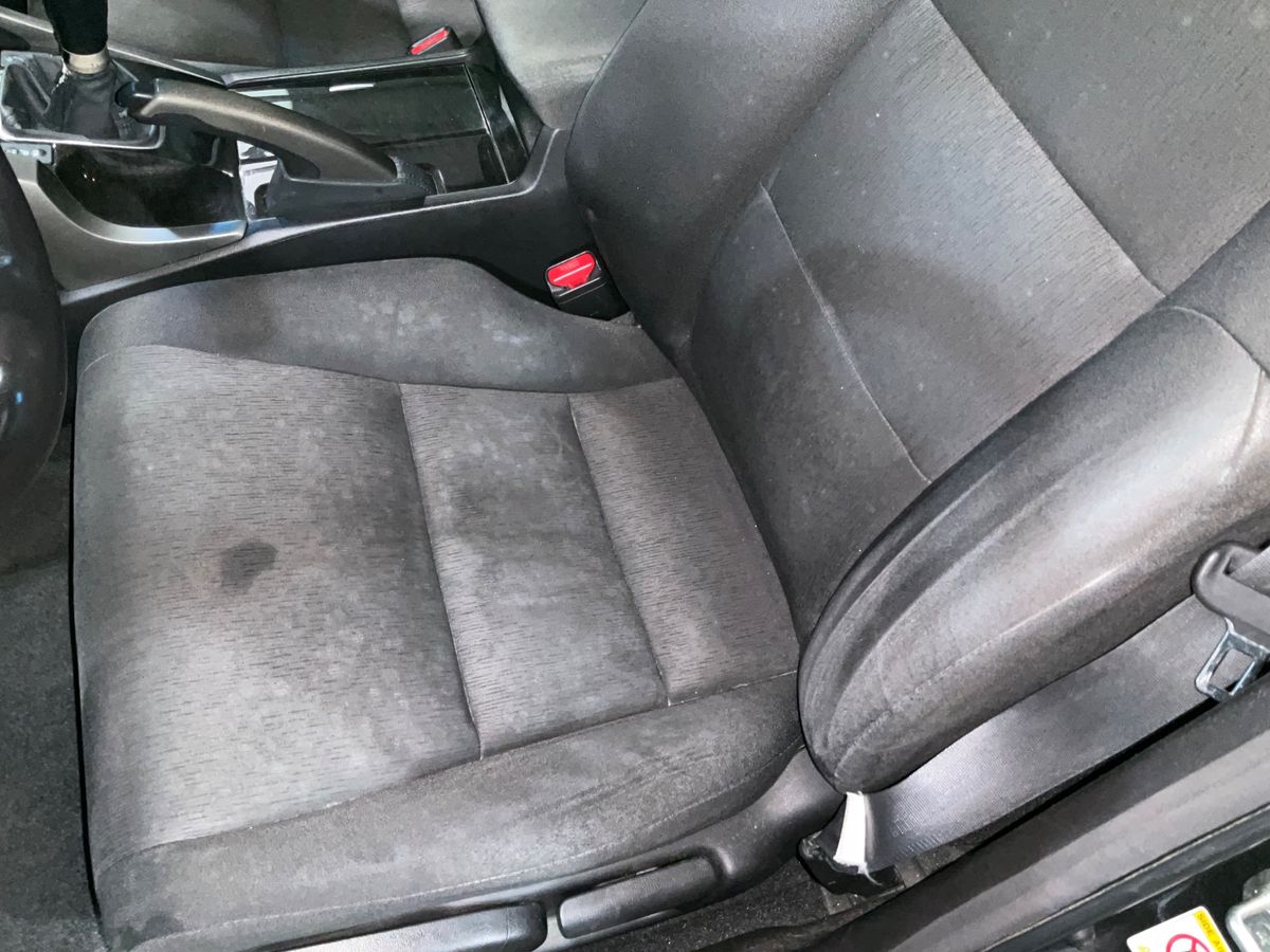 Honda Accord 2010 — photo 38