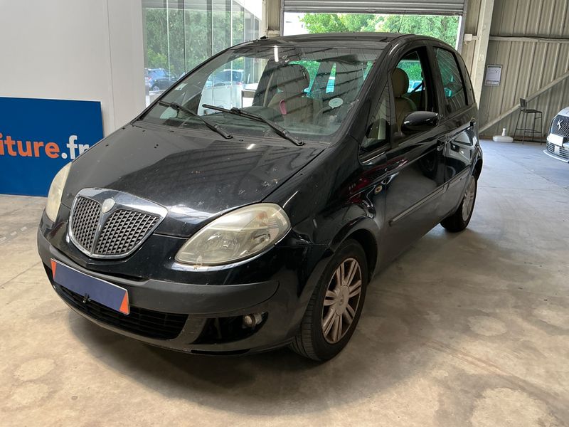 Lancia Musa 1.9 JTD Multijet Platino
