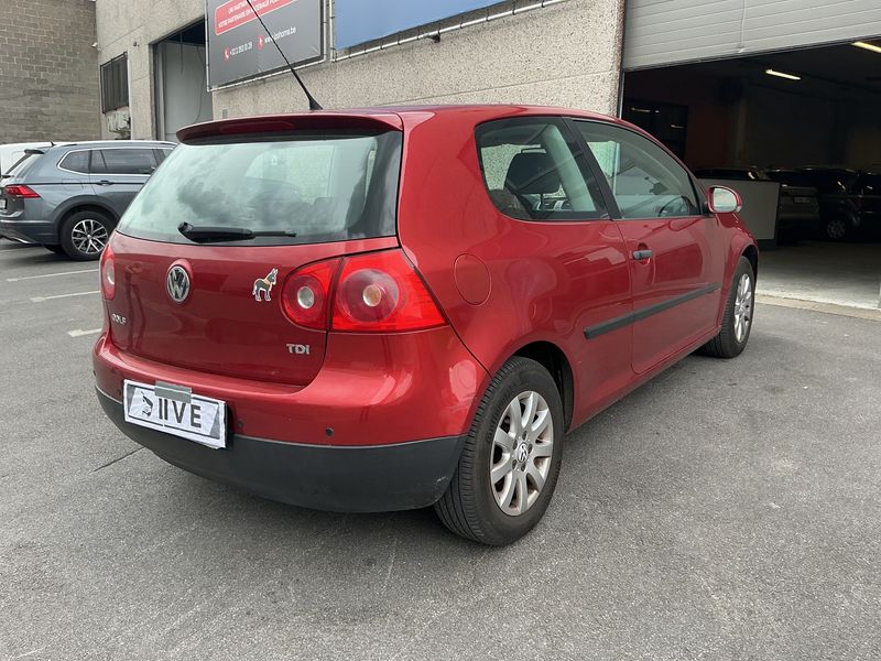Volkswagen Golf V 1.9 TDI Comfortline — zdjęcie 2