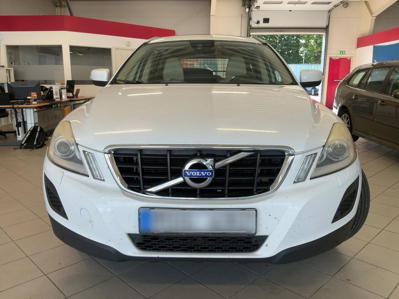Volvo XC60 2.4 D5 Summum AWD 2012 – снимка 14