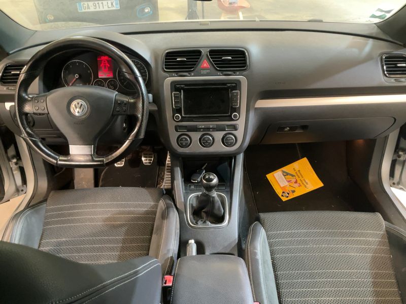 Volkswagen Scirocco 1.4 TSI Carat — zdjęcie 12