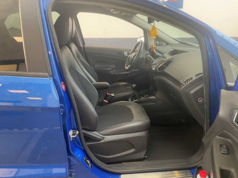 Ford EcoSport 1.5 TDCi Titanium — zdjęcie 11