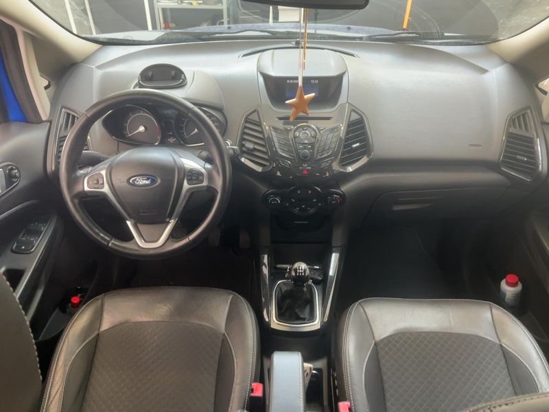 Ford EcoSport 1.5 TDCi Titanium — zdjęcie 12