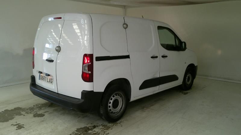 Toyota ProAce City 1.5 D-4D Combi L1 GX — zdjęcie 5