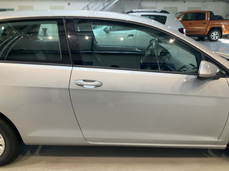 Volkswagen Golf VII 1.2 TSI Trendline BlueMotion Tech 2013 – снимка 10