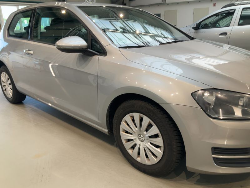 Volkswagen Golf VII 1.2 TSI Trendline BlueMotion Tech 2013 – снимка 12
