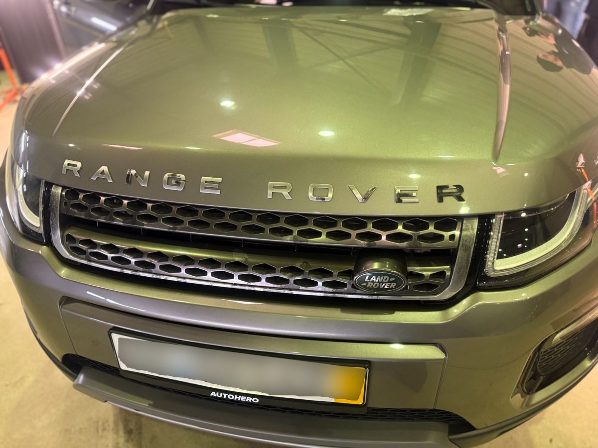 Land Rover 2018 — photo 3