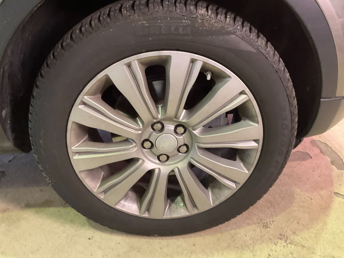 Land Rover 2018 — photo 12