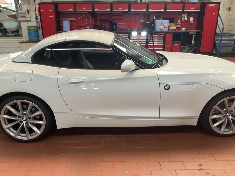 BMW Z4 sDrive 23i — zdjęcie 7