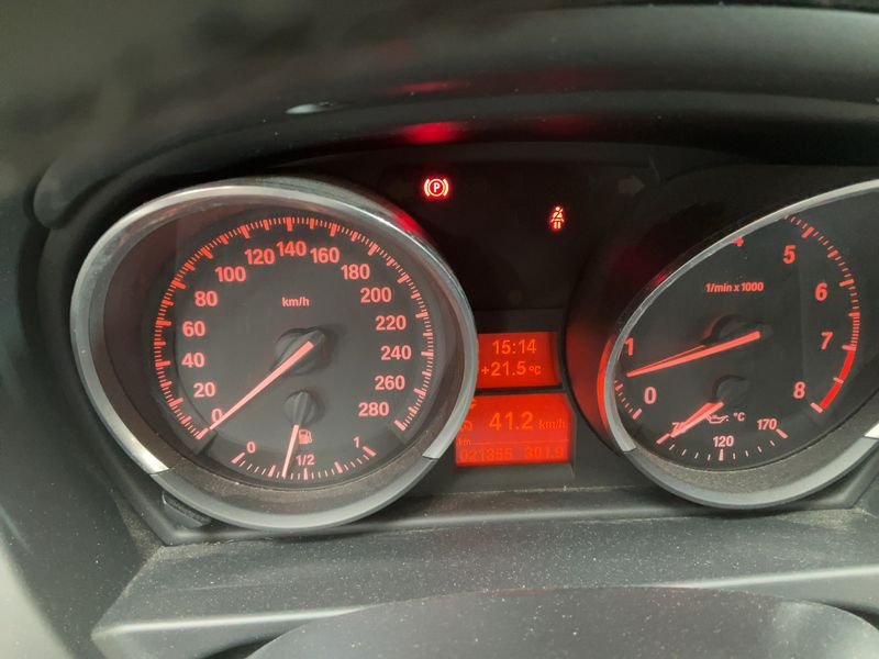 BMW Z4 sDrive 23i — zdjęcie 13