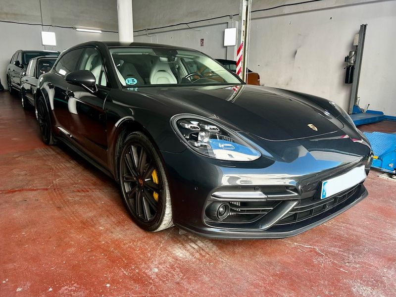 Porsche Panamera Sport Turismo Turbo — zdjęcie 6