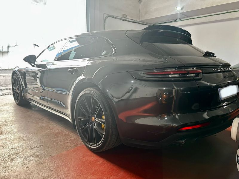 Porsche Panamera Sport Turismo Turbo — zdjęcie 3