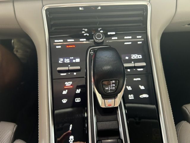 Porsche Panamera Sport Turismo Turbo — zdjęcie 10