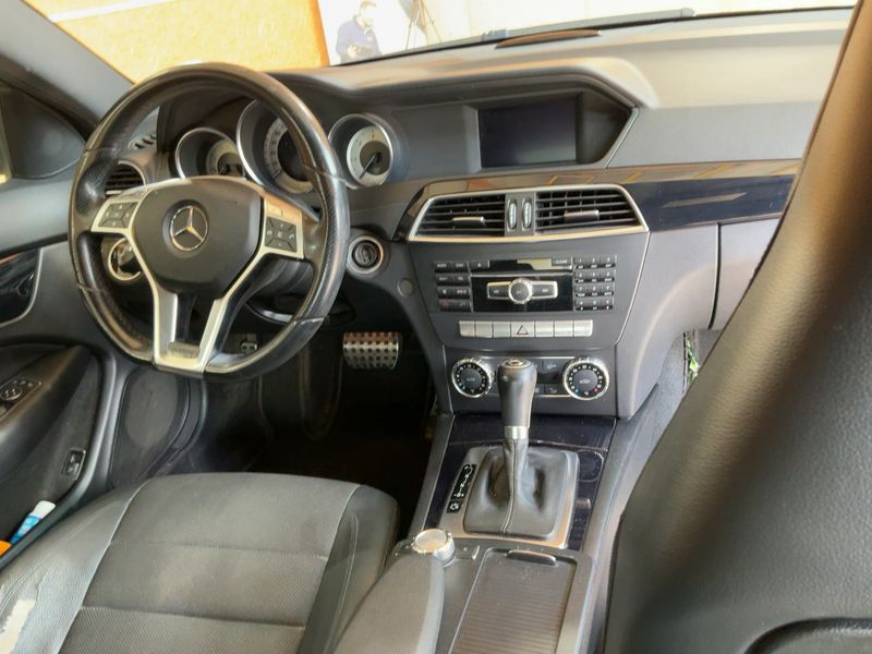 Mercedes-Benz C-Klasse C 220 CDI BlueEfficiency 2012 – снимка 18